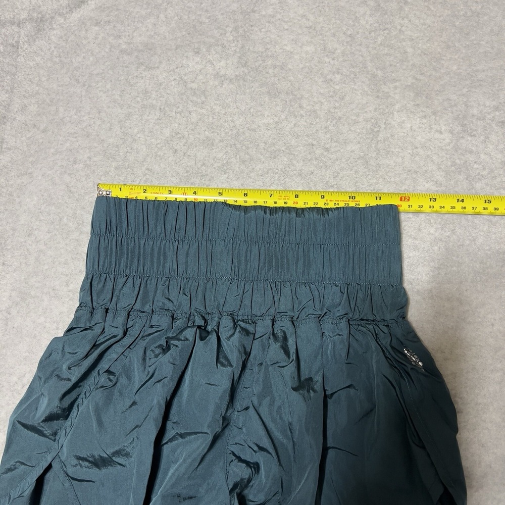 Free people Shorts Women's XS Stargazer The Way Home Smock Waist Hot Athleisure - Picture 6 of 7